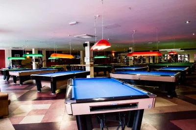 Squires Snooker & Sports Bar